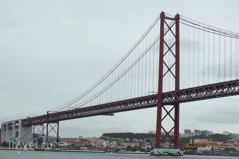 Лиссабон. Желтый кораблик / Португалия