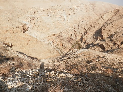 Через иудейскую пустыню и православные монастыри к Мертвому морю / Израиль