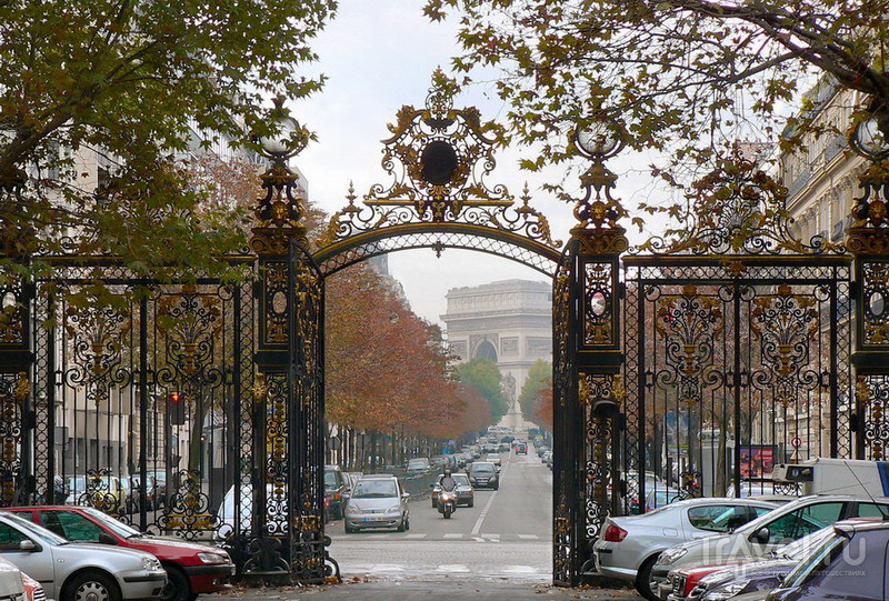 Прогулки по Парижу. Aux Champs-Elysees / Фото из Франции
