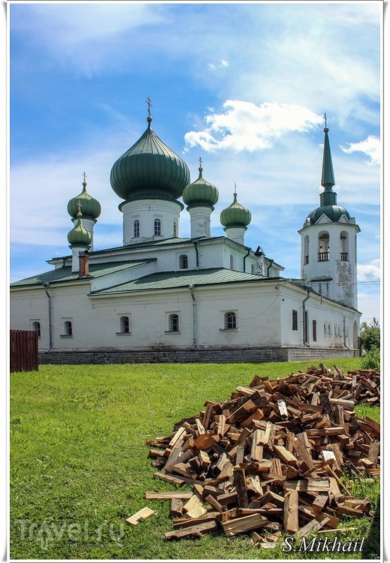 Церковь Рождества Иоанна Предтечи в Старой Ладоге / Фото из России