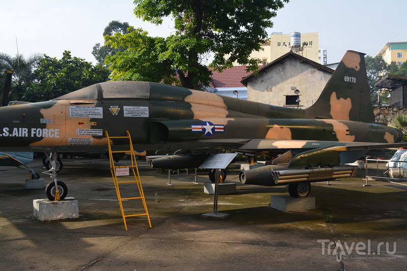 Музей жертв войны... Хошимин, Вьетнам / Вьетнам