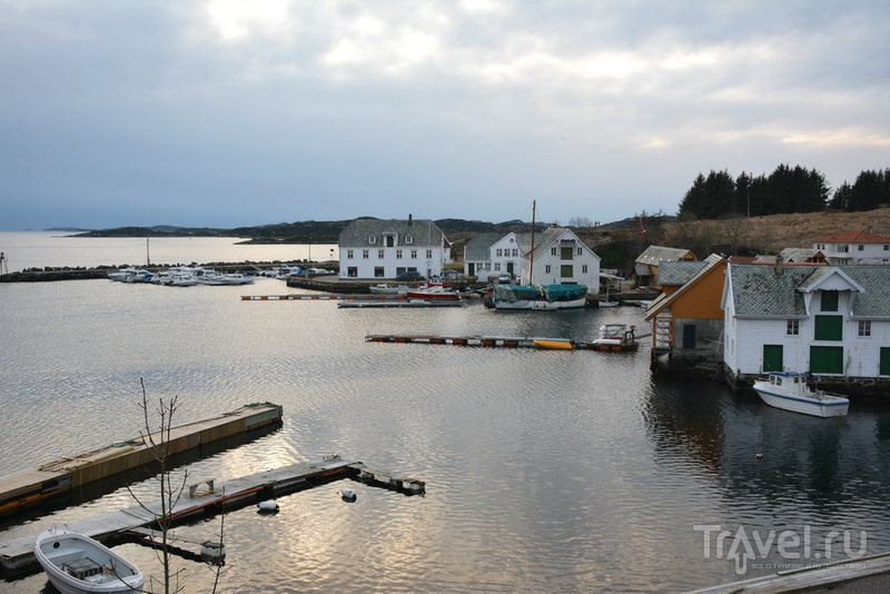 Storm og Stille:       /   