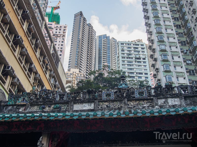 Гонконг: храм Ман Мо, графитти, район Sheung Wan / Фото из Китая