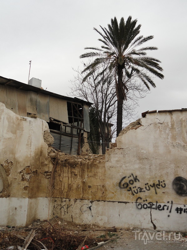 Турецкая Никосия - самый разрушенный город Кипра. Музей  варварства / Кипр
