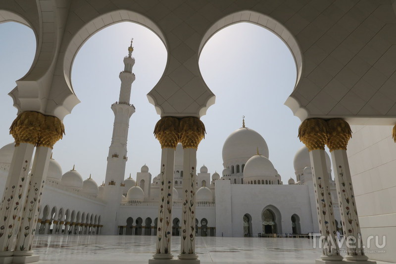 Белая мечеть Абу Даби / Фото из ОАЭ