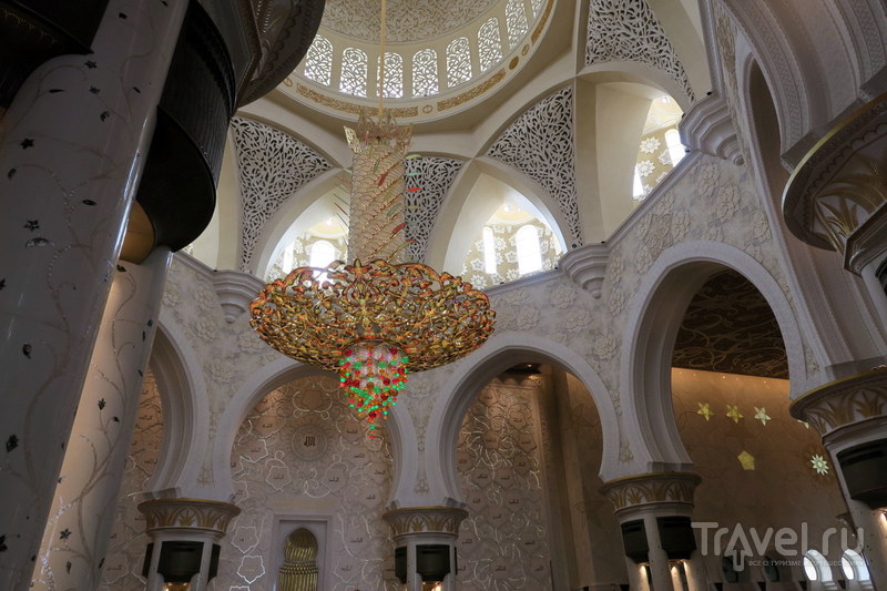 Белая мечеть Абу Даби / Фото из ОАЭ