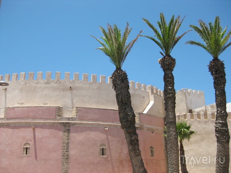 Невыносимо синее небо Эс-Сувейры / Марокко
