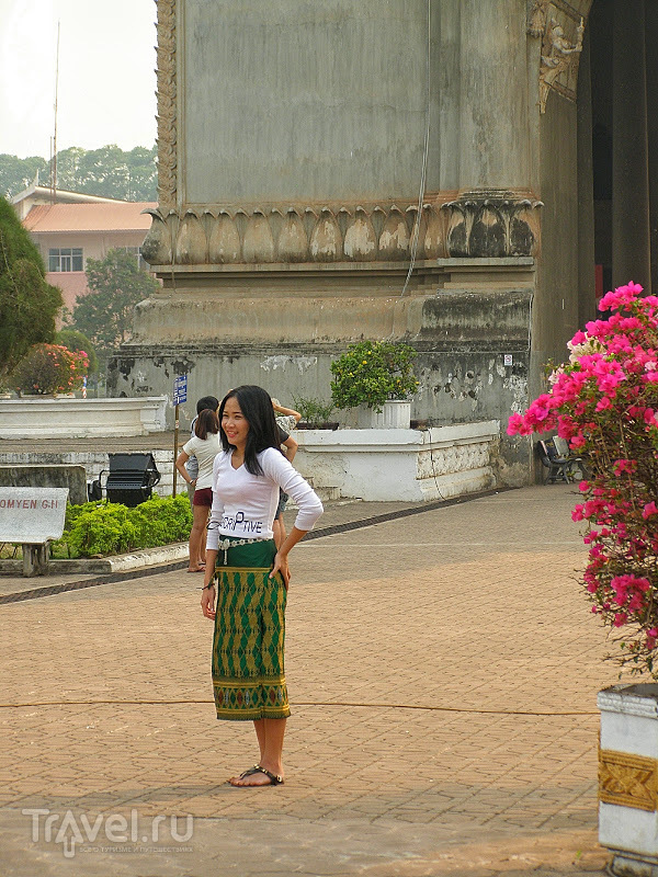 Лаос. Вьентьян. Триумфальная арка / Лаос