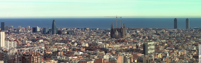 Барселона - виды города из парка Гуэль / Испания