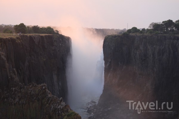 Замбия, Ливингстон, водопад Виктория / Замбия