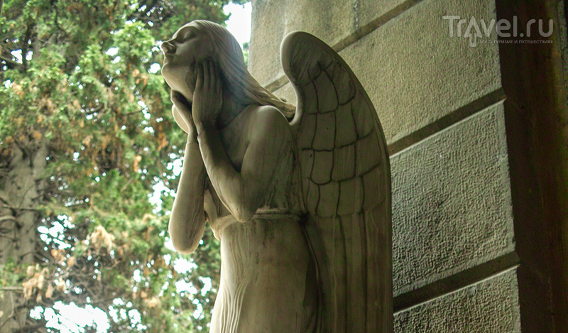 Смерть в красивом обличии. Кладбище Staglieno / Италия