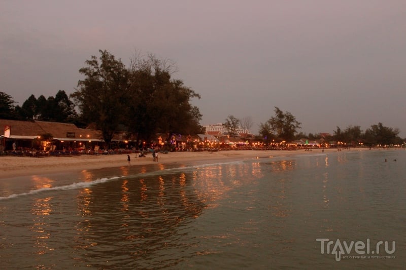 Сиануквиль. Центр, пляж Серендипити и ночная жизнь / Камбоджа