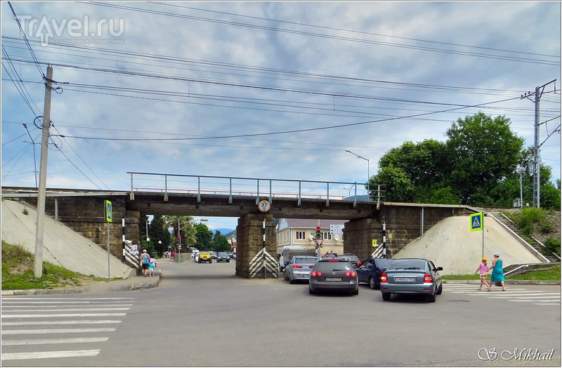 Лазаревское. Железная дорога / Фото из России