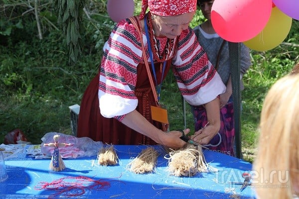 Международный фестиваль Крапивы в Тульской области / Россия