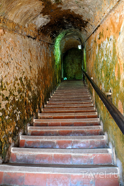 Castillo de San Felipe del Morro: 400-  /   -