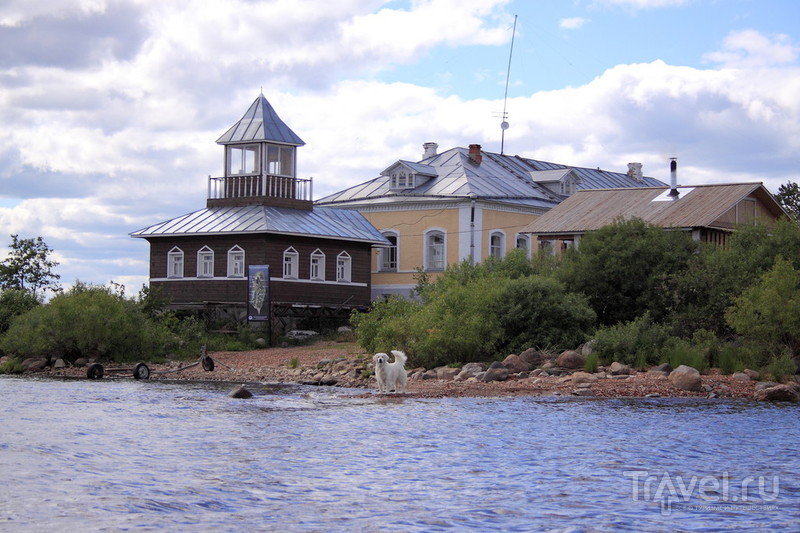 Вологодская область. Село Устье и остров Каменный / Россия