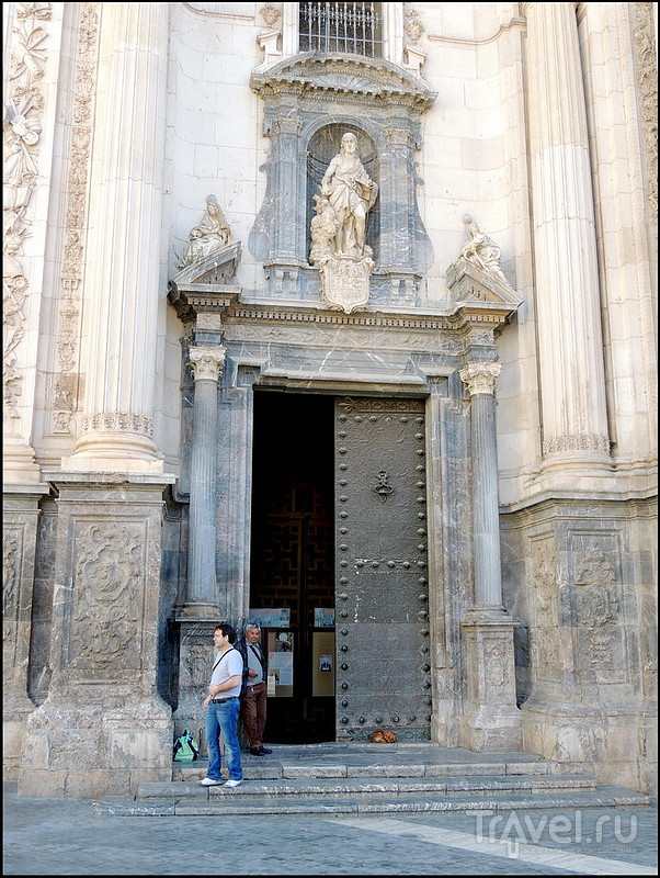  -  . . Palacio Episcopal, Catedral de Santa Maria /   