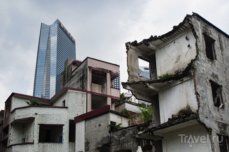 Старый Гуанчжоу: район Xiancun. Трущобы в центре мегаполиса / Китай