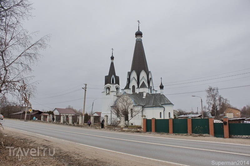 Храм Георгия Победоносца в Новохаритоново / Россия