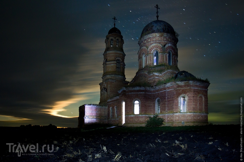 Таинственная церковь мёртвого села Еделево / Фото из России