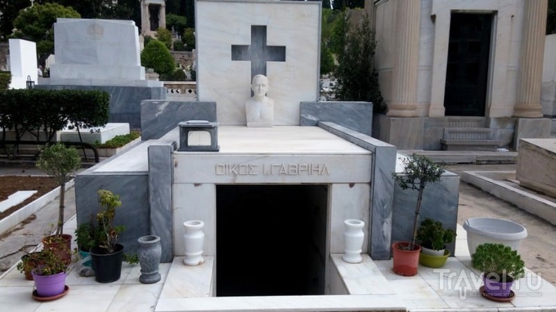 Большое Афинское кладбище / Греция