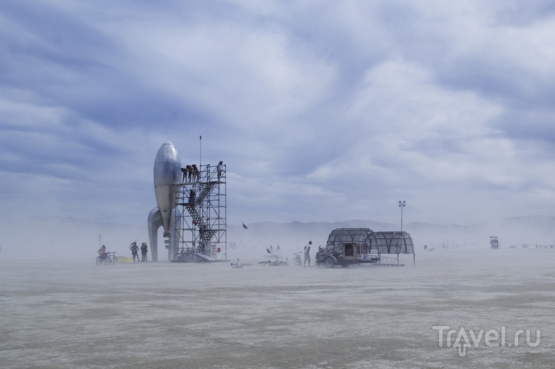 Блэк Рок Сити - временный город Burning Man / Фото из США