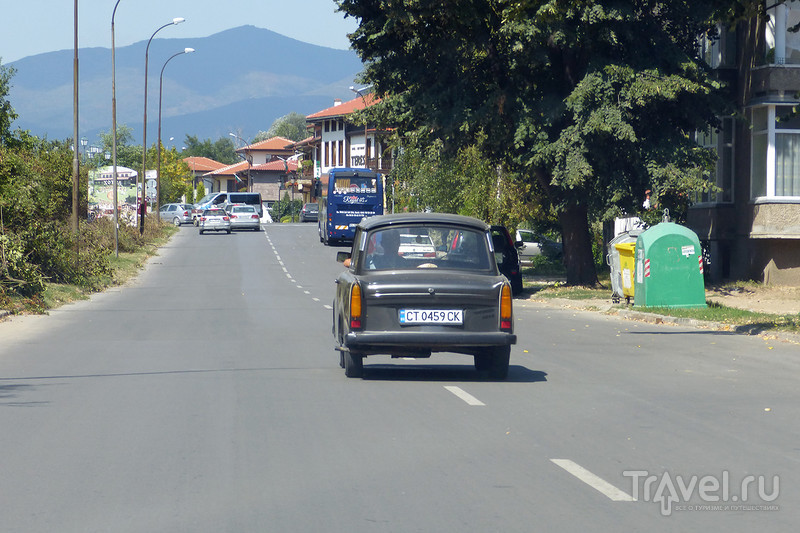 Автопарк советского периода / Фото из Болгарии