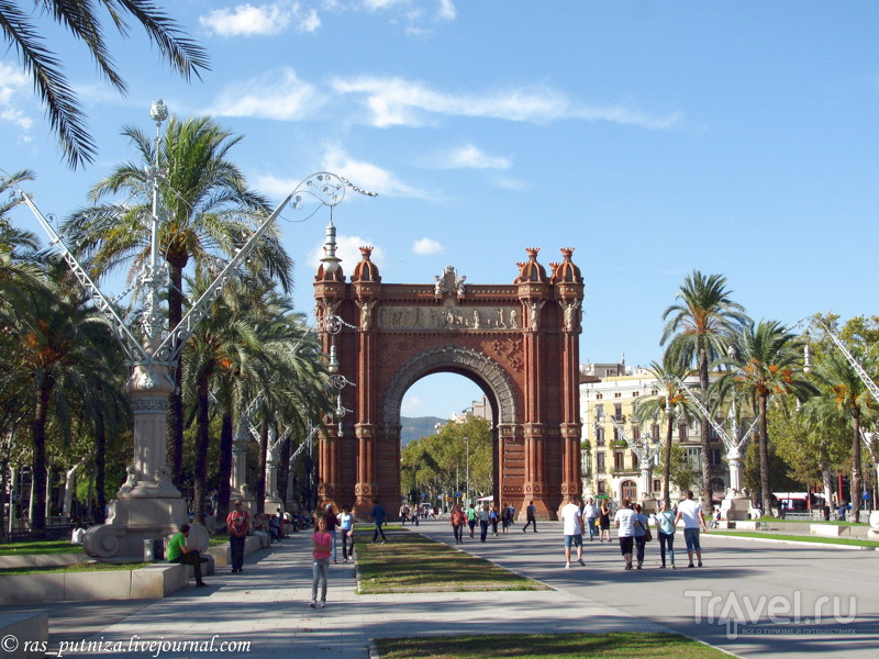 Символ свободы - парк Цитадель. Барселона / Испания