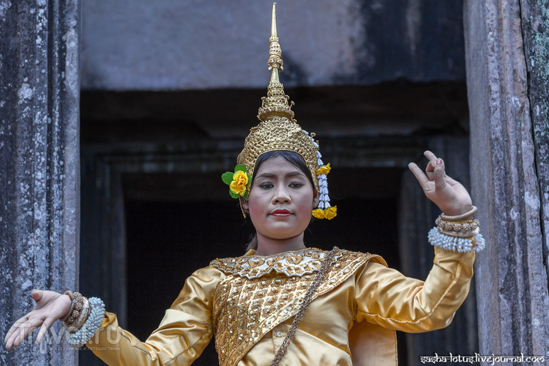 Bayon: взглянуть в глаза Авалокитешваре / Фото из Камбоджи