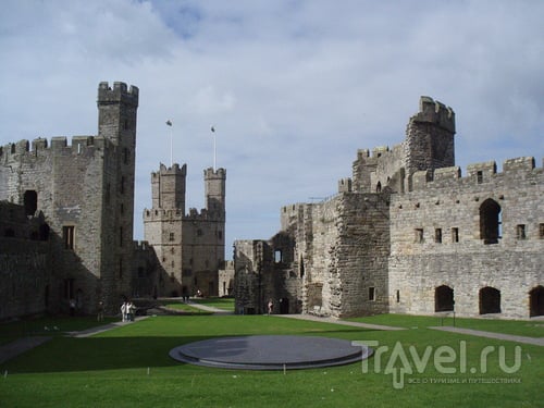 Замок Карнарвон - суровое очарование Уэльса / Великобритания