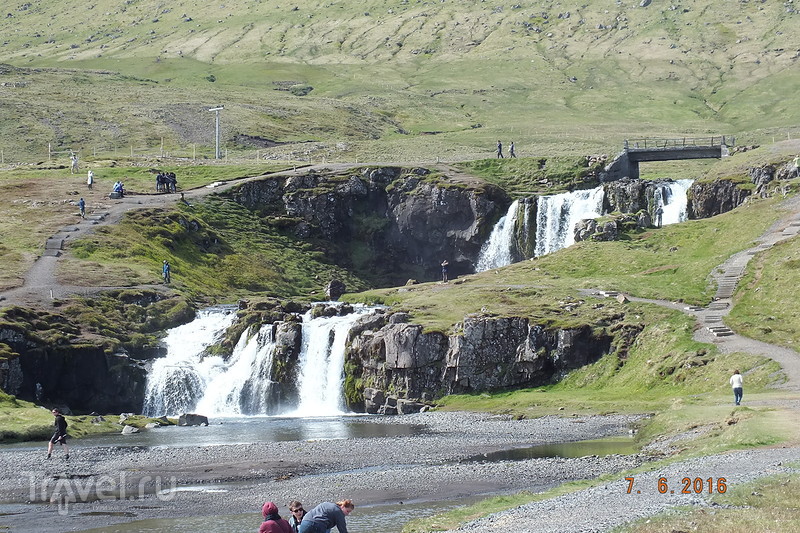 Исландия. Водопад Kirkjufellsfoss. Пляж Skardsvik. Cкалы Londrangar / Фото из Исландии