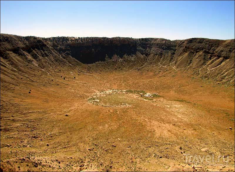 . Meteor Crater /   