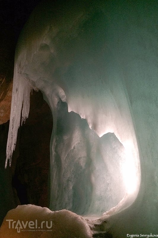 Ледяная пещера Айсризенвельт / Фото из Австрии