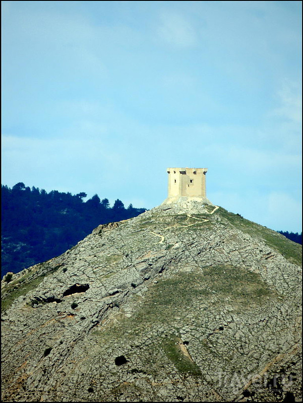 Benimantell - Castillo de Penella.  / 
