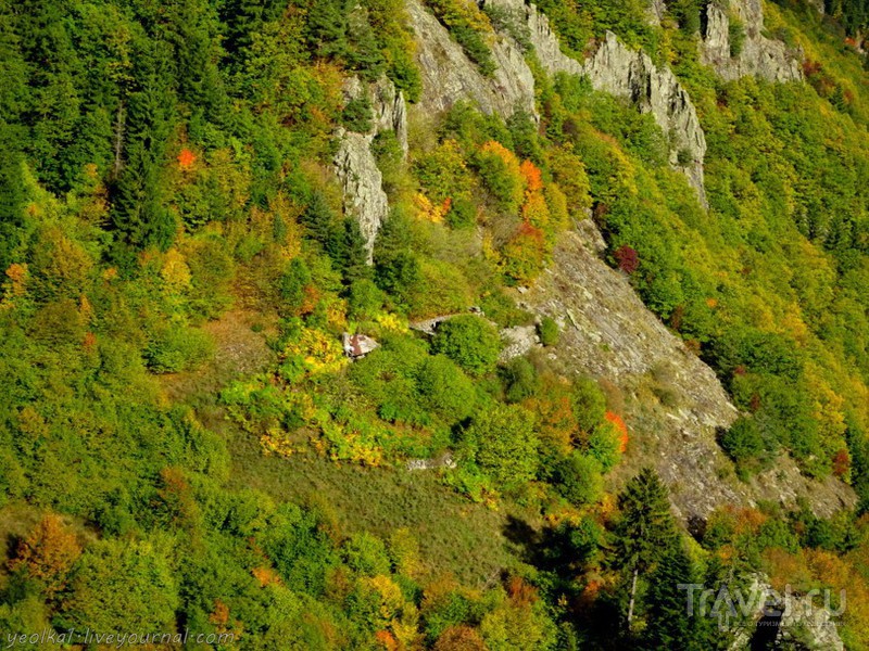 На конях и без по Родопским тропам. Каньон водопадов / Фото из Болгарии