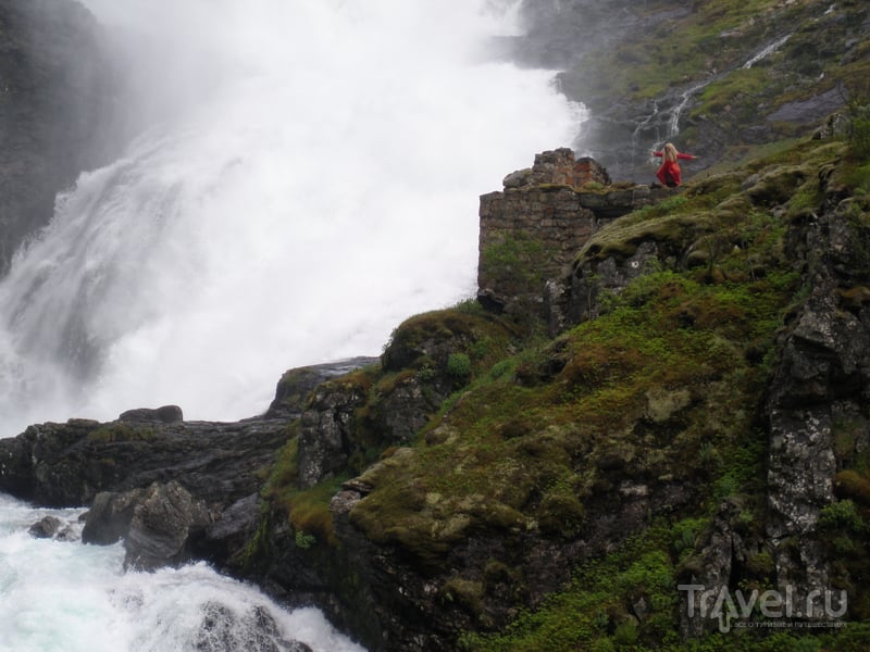 Неройфьорд, Флом, водопад Кьесфоссен / Фото из Норвегии
