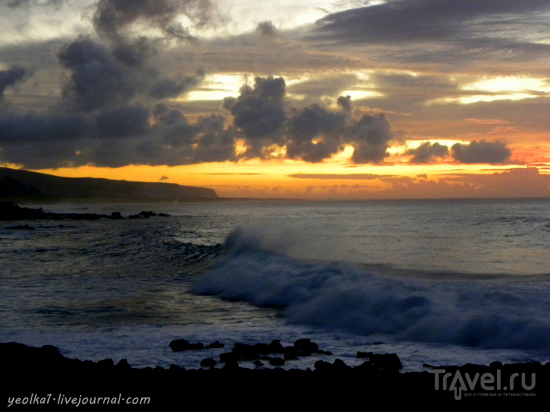 Остров Пасхи. Рассвет на океане / Фото из Чили