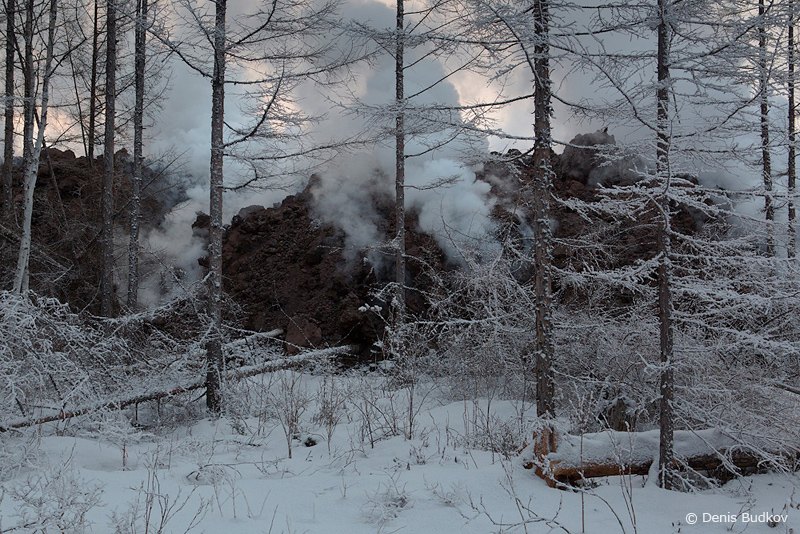 Фронт потока лавы / Фото из России