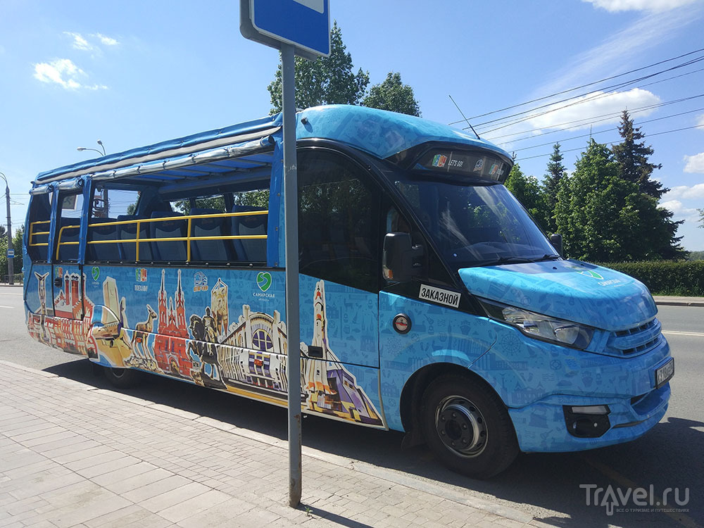 Экскурсионный автобус в Самаре / Фото из России