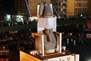 Операция по перевозке статуи Рамсеса II. Фото: Lenta.ru/ AFP