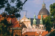 Краков привлекает туристов живописными улицами. // krakow.pl