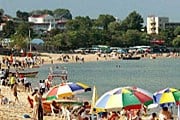 Пляж в Бэйдайхэ. // russian.xinhuanet.com