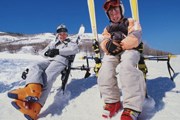 На многих горнолыжных курортах в Альпах требуется покупать детский ски-пасс. // GettyImages