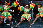Карибские танцы. // islandfever.com