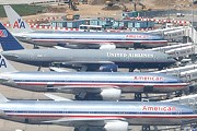 Самолеты American Airlines в лондонском аэропорту Heathrow // Airliners.net