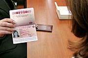 В Петербурге вступили в силу новые правила оформления загранпаспортов. // ИТАР-ТАСС