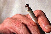 Правительство Британии защищает "пассивных" курильщиков. // cbc.ca