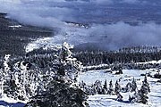 Вид с горы Снежка. // countries.ru