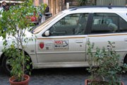 Таксистов в Риме проверяет полиция. // slowtrav.com