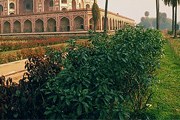 Могольский сад - важнейшая достопримечательность Дели. // National Geographic